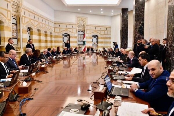 مصدر نيابي للانباء: التمسك بالسلاح يتناقض مع قيام الدولة القوية العادلة ويؤخر عملية الإعمار والنهوض