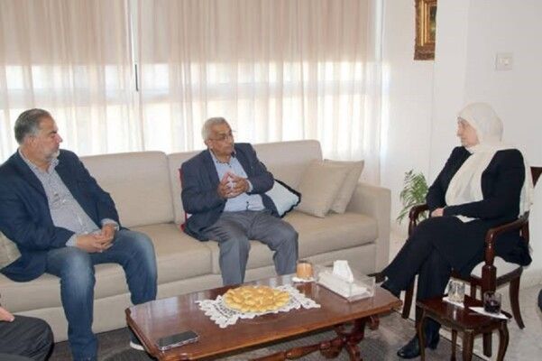 الحريري تحسم الجدل: نحن ناخبون... ولسنا في موقع المقاطعة