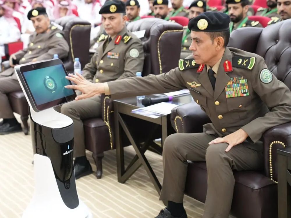 مكافحة المخدرات تناقش توظيف التقنيات الرقمية لتعزيز الأمن