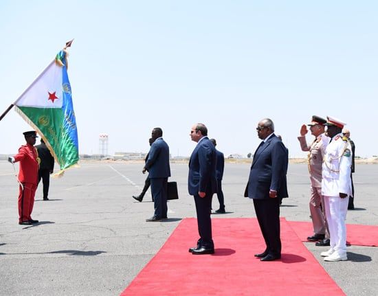 الرئيس السيسي يعود إلى أرض الوطن بعد زيارته لجمهورية جيبوتى الشقيقة
