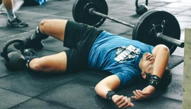 علامات إذا ظهرت عليك في الجيم توقف عن التدريب فورا.. قد تؤدي إلى الوفاة