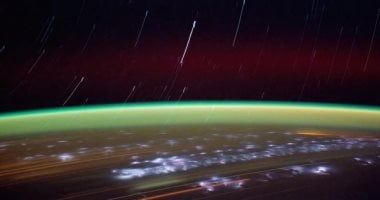 تكنولوجيا: تعرف على موعد سقوط الشهاب القيثارية خلال الشهر الجارى