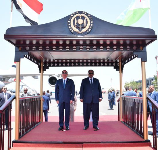 الرئيس السيسي يعود إلى أرض الوطن بعد زيارته لجمهورية جيبوتى الشقيقة