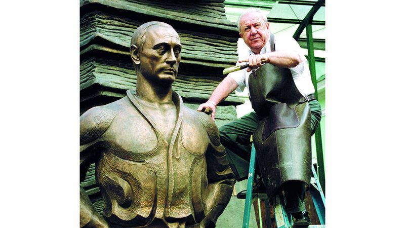 الامارات | النحات الجورجي - الروسي تسيريتيلي يغيب عن 91 عاماً