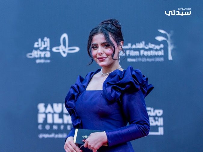 مكياج وتسريحات شعر النجمات في ختام مهرجان أفلام السعودية 2025