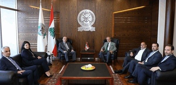 وزير الدفاع بحث مع حبيب سبل التعاون بين مصرف الإسكان "جهاز إسكان العسكريين في الجيش