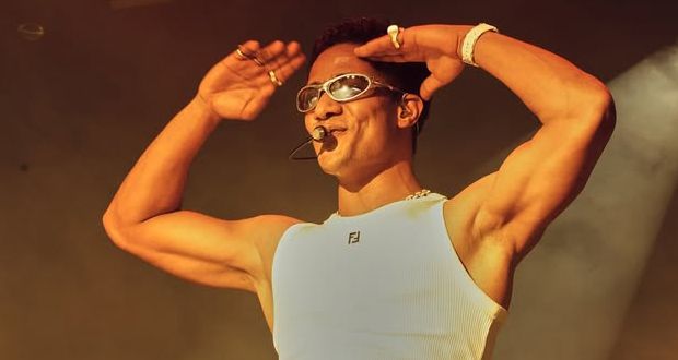 “يفكه يا ليفة!”.. محمد رمضان يرد على منتقدي إطلالته في كوتشيلا