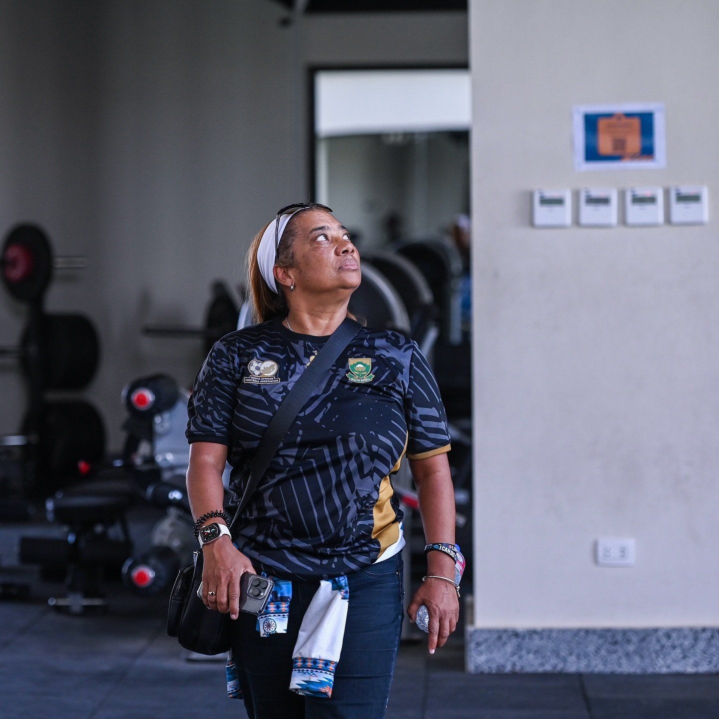 أسطورة كرة القدم النسائية فى أفريقيا ديسيريه إلينز تزور نادى مسار