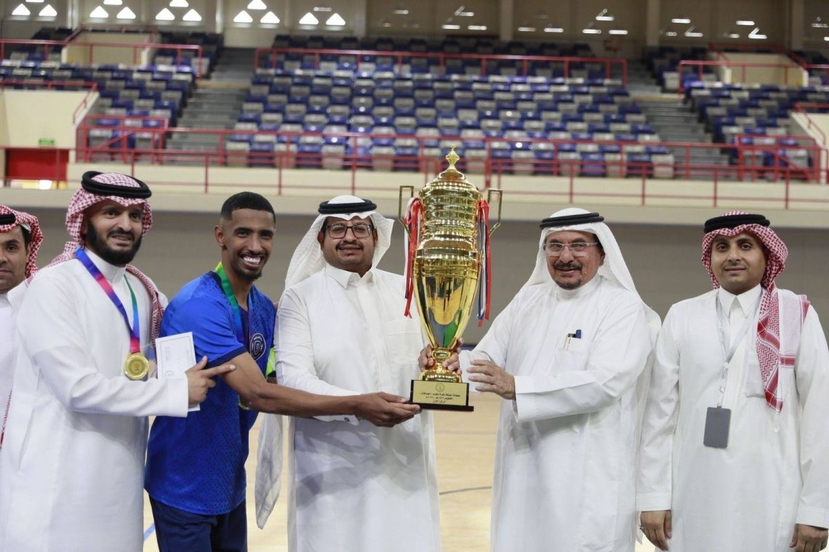مركز أبها بطل بطولة المملكة لكرة القدم للصالات للصم 