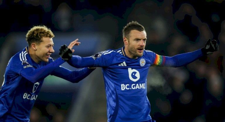 بطولة إنكلترا: فاردي سيترك ليستر في نهاية الموسم