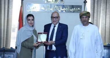 غرفة تجارة عمان تدعو رجال الأعمال المصريين لبحث الاستثمار بالعقارات والطاقة