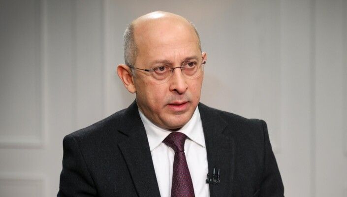 آلان عون: لا نهدف لقطع المساعدات عن النازحين بلبنان بل تحويلها إلى سوريا لتشجيعهم على العودة