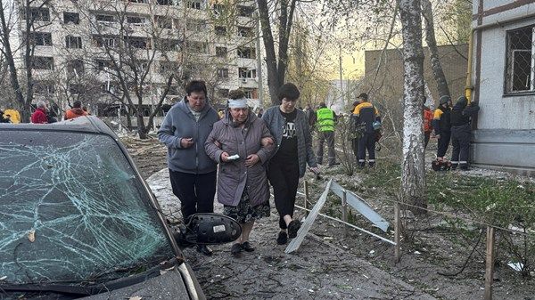 قتلى وجرحى في قصف صاروخي استهدف كييف