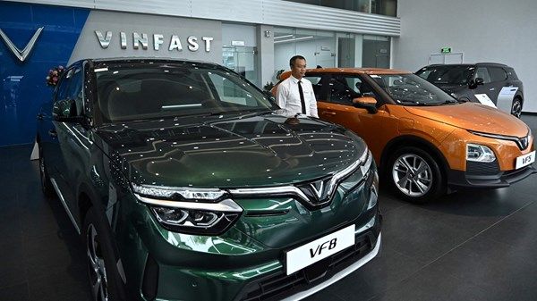 فيتنام تبدأ مفاوضات مع أميركا بشأن الرسوم الجمركية