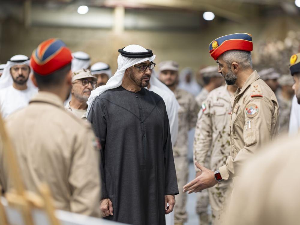 الامارات | رئيس الدولة: تطوير القوات المسلحة أولوية استراتيجية لحماية أمن الوطن واستقراره