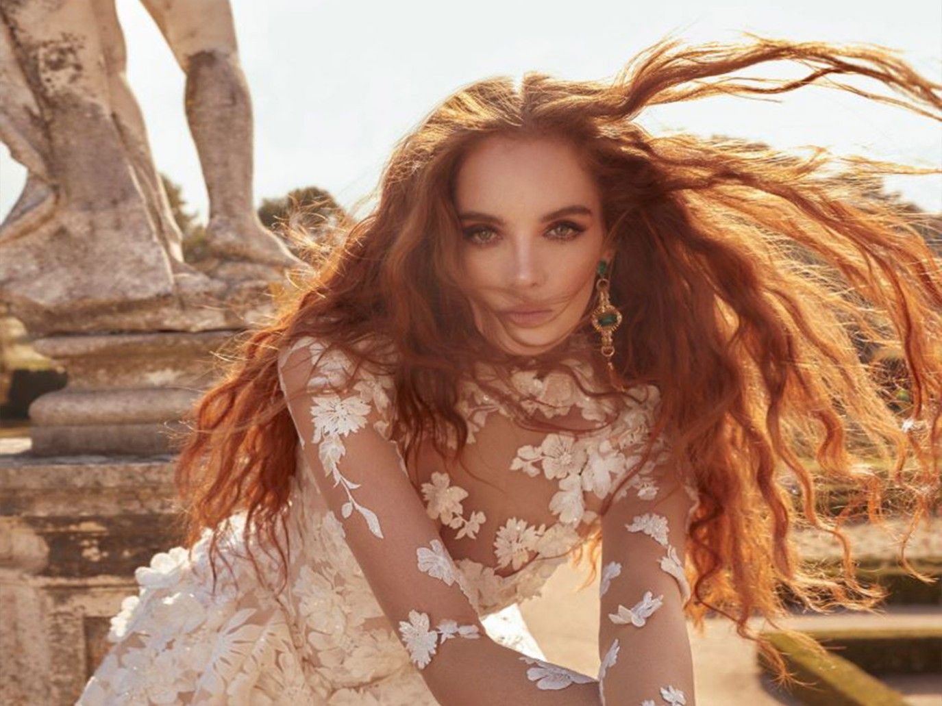 دليل العناية الجمالية للعروس في شهر العسل بوجهات استوائية صيفاً