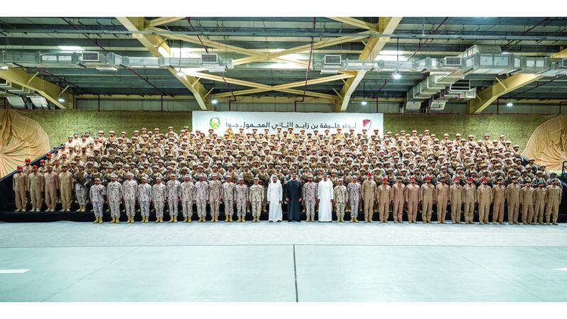 الامارات | محمد بن زايد: تطوير القوات المسلحة أولوية استراتيجية للدفاع عن أمن واستقرار الدولة