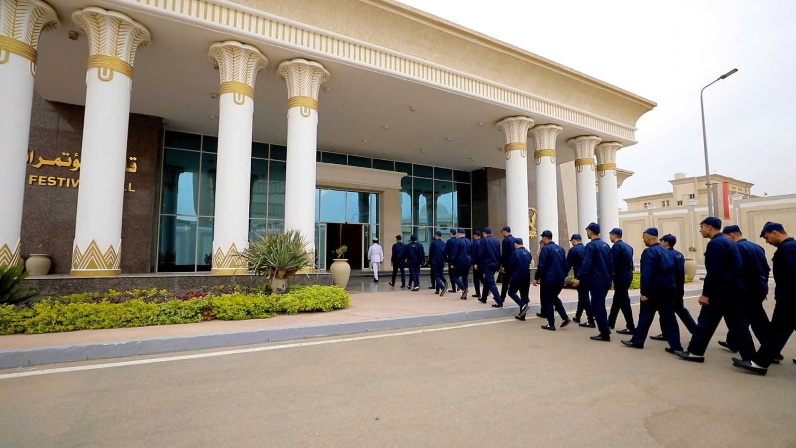 المفرج عنهم بمناسبة عيد تحرير سيناء يشكرون الرئيس السيسي: جمع شملنا (فيديو)