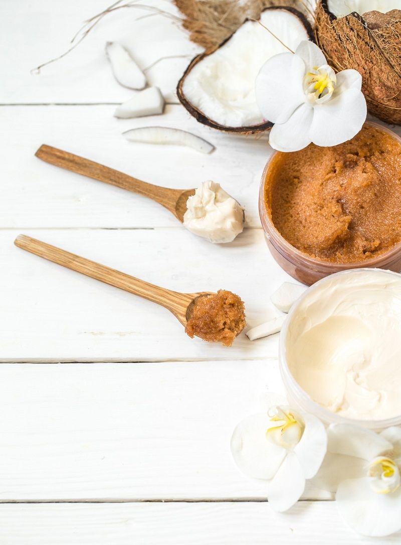 دليلك لطرق التسمير في الصيف.. من السولاريوم إلى مستحضرات البرونزاج