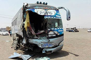 مصرع 12 شخصا بينهم 10 مصريين في حادث سير مروع شرقي ليبيا