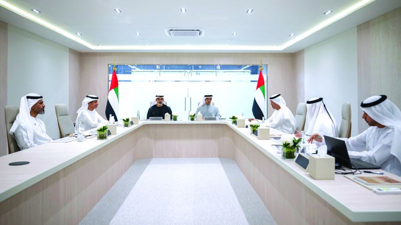الامارات | برئاسة منصور بن زايد.. اللجنة التنفيذية لـ «مجلس التوازن» تعتمد خطة 2025 - 2028