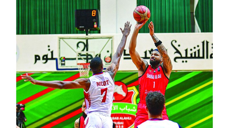 الامارات | شباب الأهلي ينفرد بصدارة دوري السلة