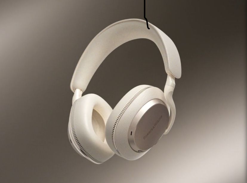 تكنولوجيا: سماعات Bowers & Wilkins PX7 S3 بتصميم جديد وعزل ضوضاء محسن مقابل 429 دولارًا