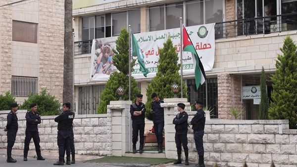 دراسة لـ«تريندز»: قرار الأردن حظر «الإخوان» ضربة موجعة ويسرع من انحسارها