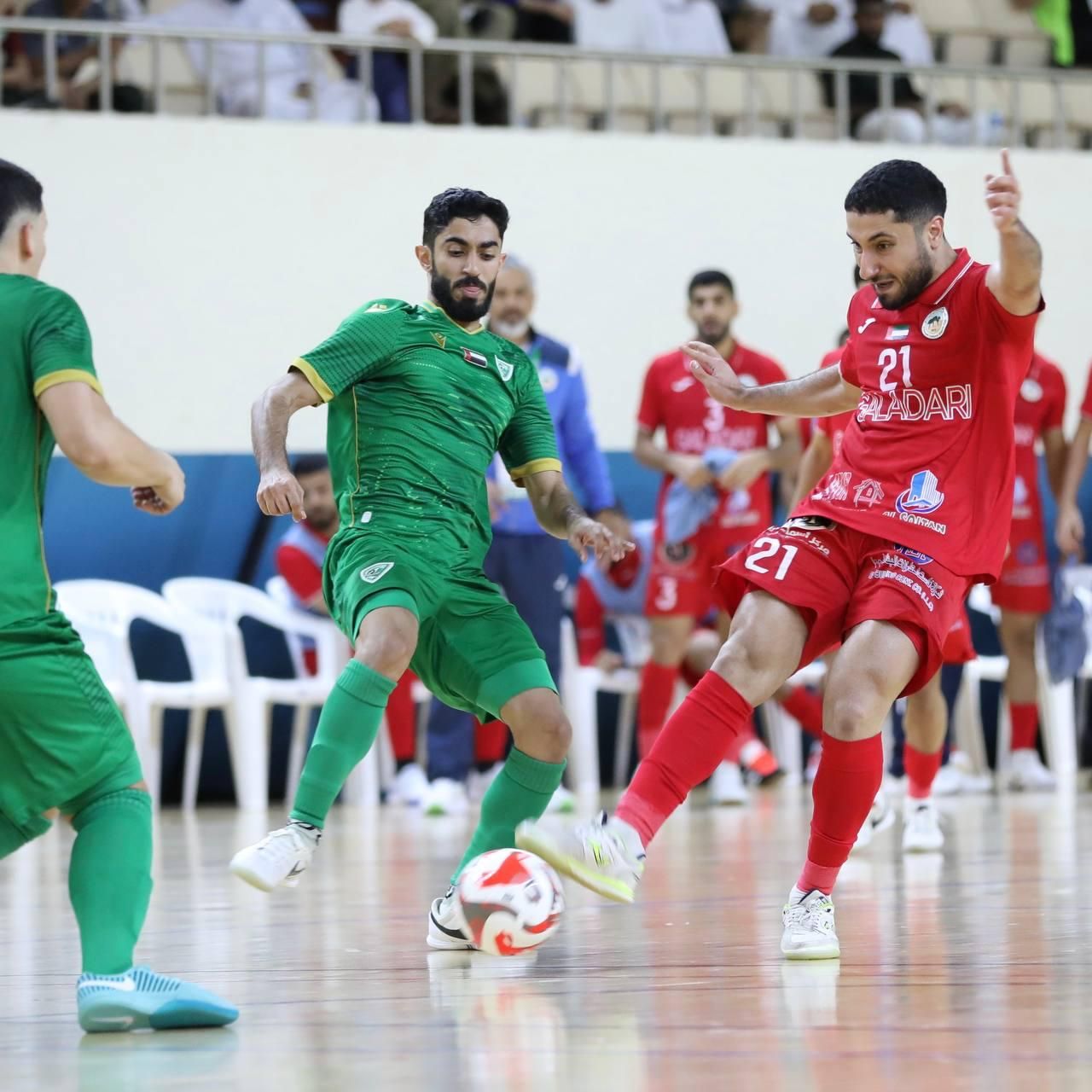 الامارات | البطائح يضع يداً على درع دوري الصالات