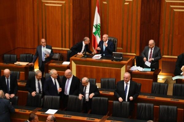 في صحف اليوم: الخطوات الإصلاحية ستتوالى تباعًا خلال الأيام القليلة المقبلة