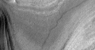 تكنولوجيا: ناسا تلتقط صورة جوية لمركبة كيوريوسيتى وهى تتحرك فوق المريخ