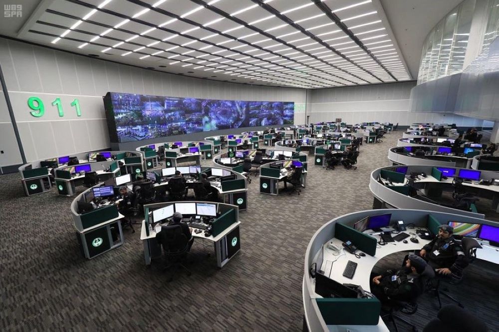 32 مليون مكالمة لـ 911
