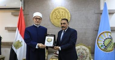 محافظ مطروح يستقبل مفتي الجمهورية لبحث نشر الوعي الديني والمجتمعي