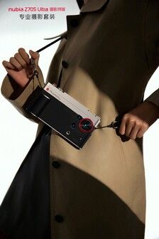 تكنولوجيا: Nubia Z70S Ultra يتحول إلى كاميرا كلاسيكية بعتاد مخصصة للتصوير