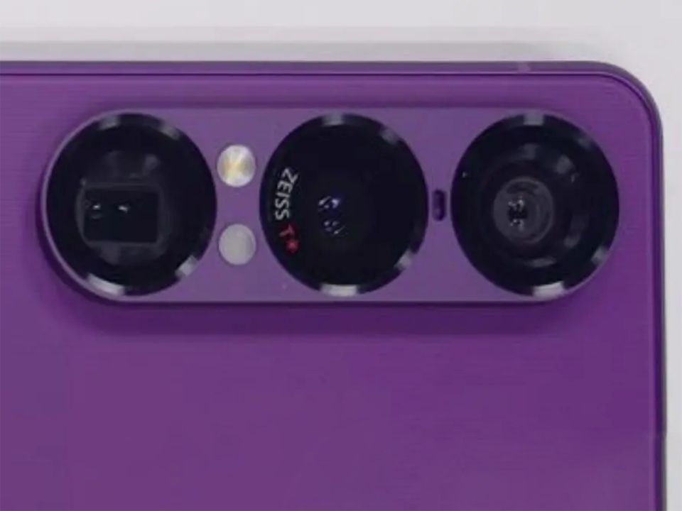 تكنولوجيا: هاتف Sony غامض يظهر على FCC يكشف مواصفات رائدة هل يكون Xperia 1 VII؟