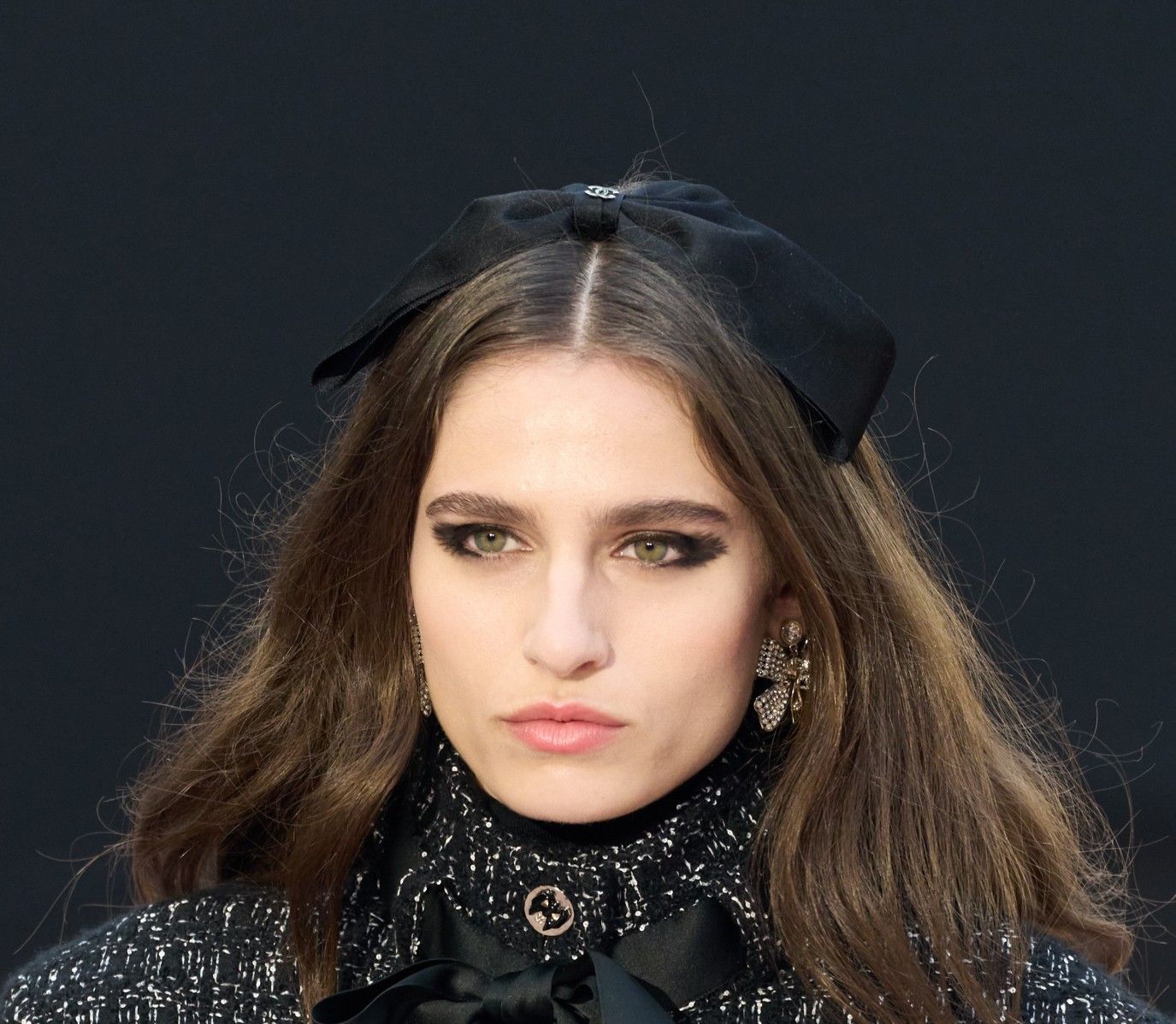 أفضل طرق طبيعية لتوحيد لون البشرة واستعادة نضارتها من دون مواد كيميائية