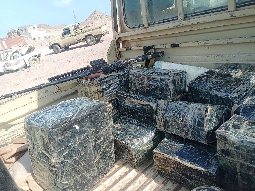 لحج.. قوات أمنية تضبط شحنة ذخائر مهربة كانت في طريقها للحوثيين
