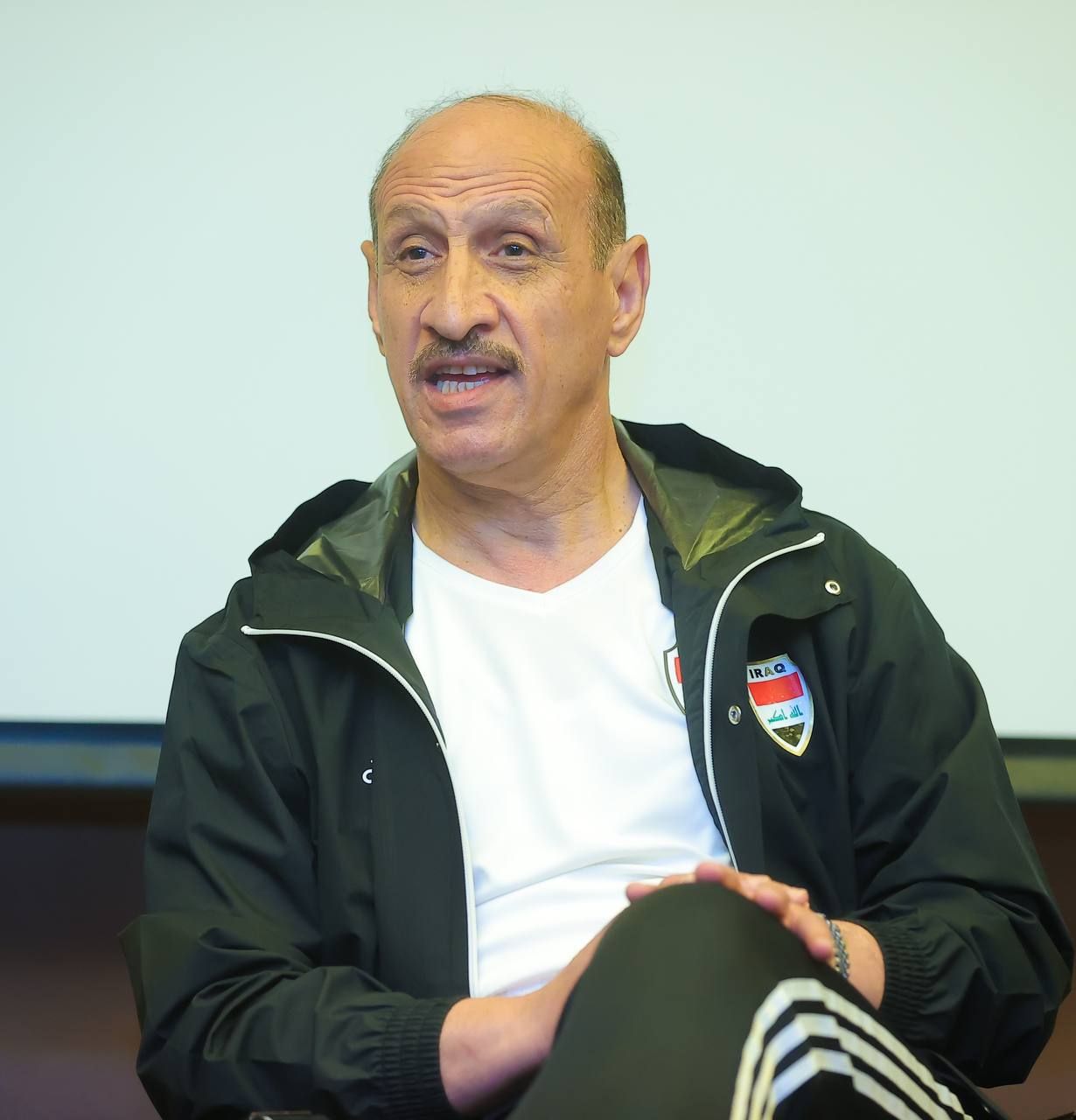 الامارات | وعكة صحية لرئيس الاتحاد العراقي عدنان درجال "أفقدته القدرة على الكلام"