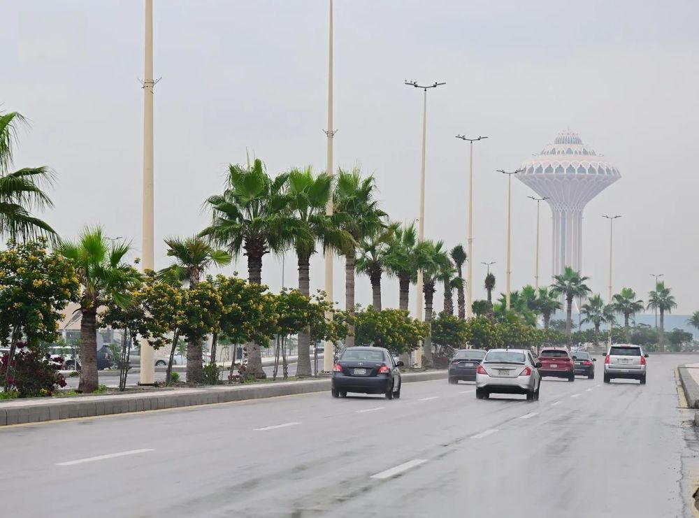 الدمام 44 مئوية.. بيان درجات الحرارة العظمى على بعض مدن المملكة