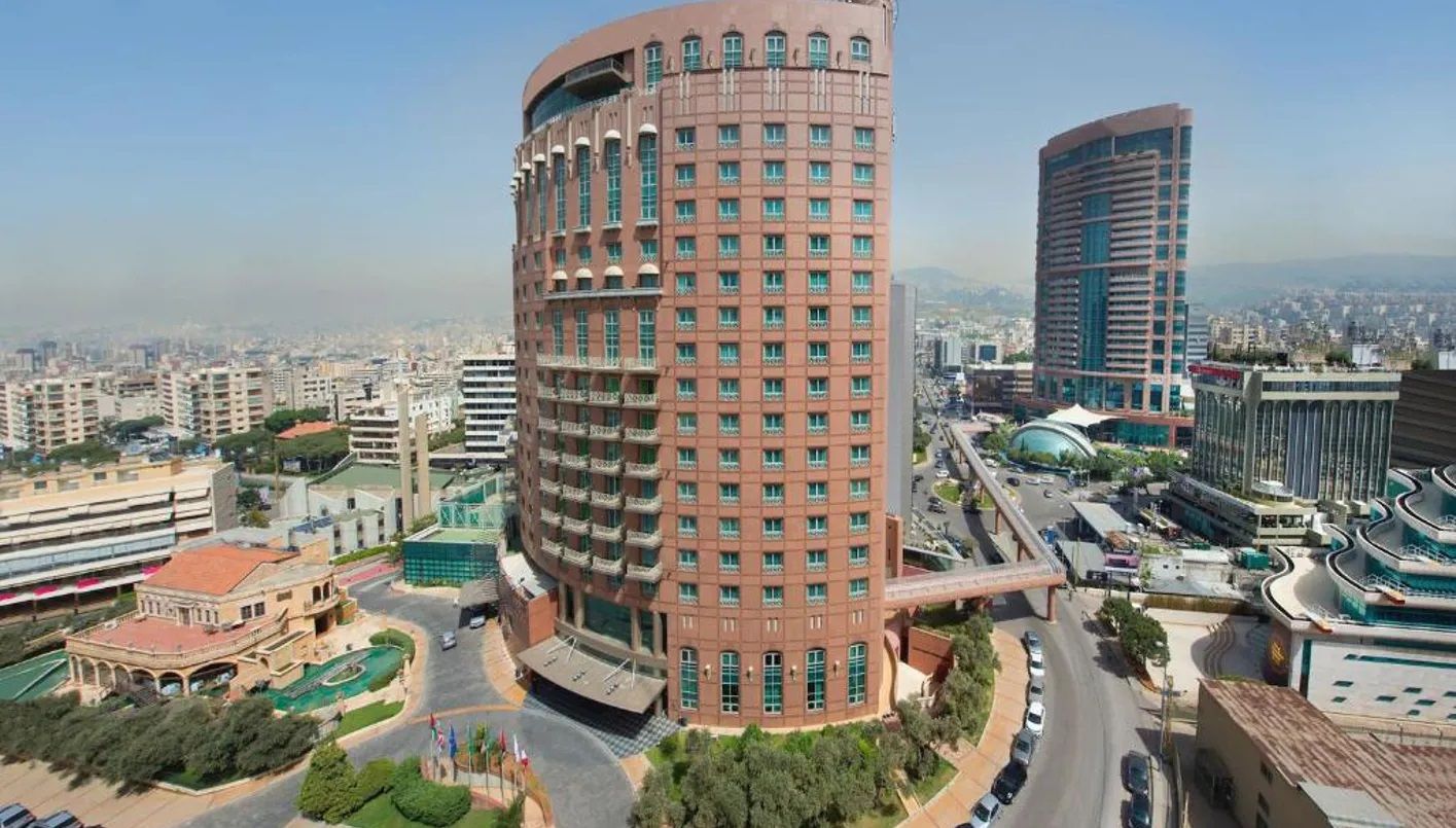 الامارات | الحبتور يخطط لتقطيع فندق "ميتروبوليتان بيروت" ونقله إلى دولة عربية أخرى (فيديو)