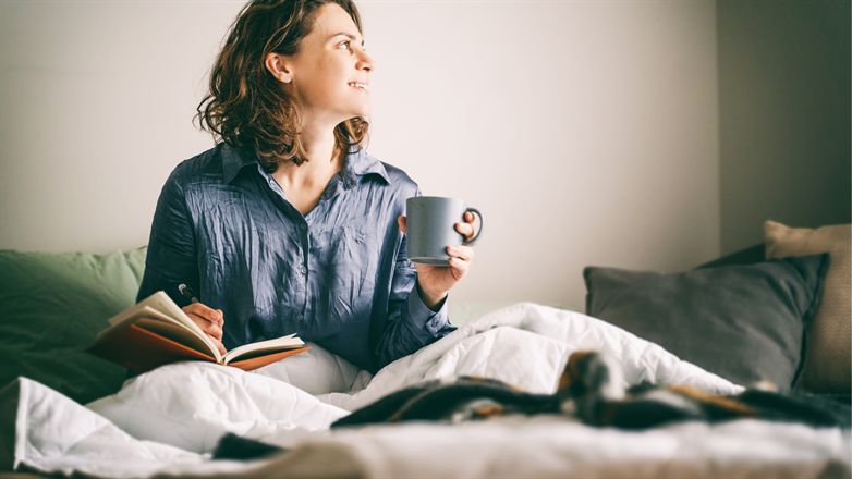 الامارات | 5 عادات صباحية قد تكون أفضل من التأمل