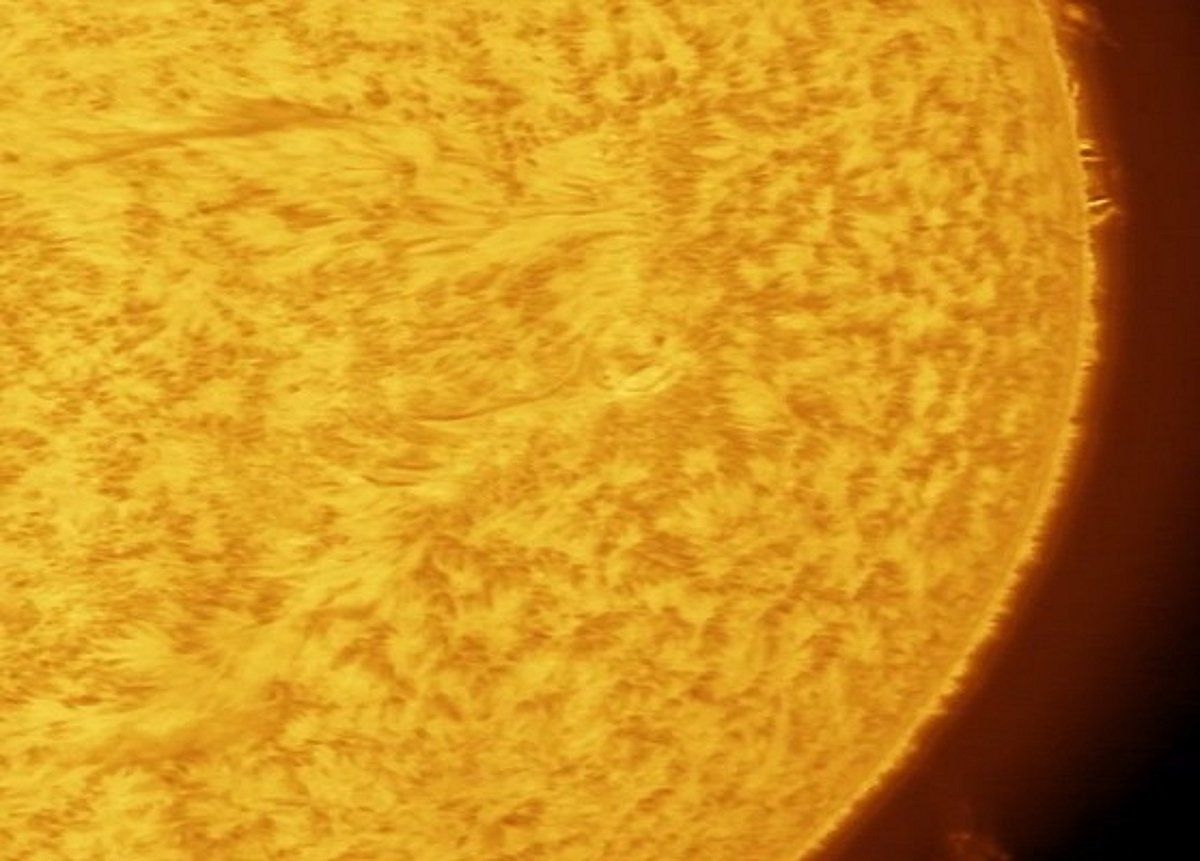 شاهد.. مقطع فيديو يوثّق النشاط الشمسي بالتقاطه من مرصد الختم الفلكي