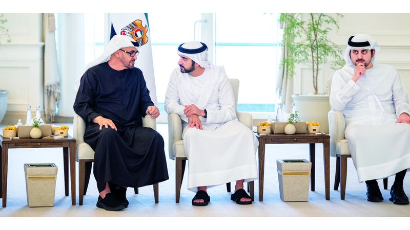 الامارات | رئيس الدولة يستقبل ولي عهد دبي والنائب الأول للحاكم