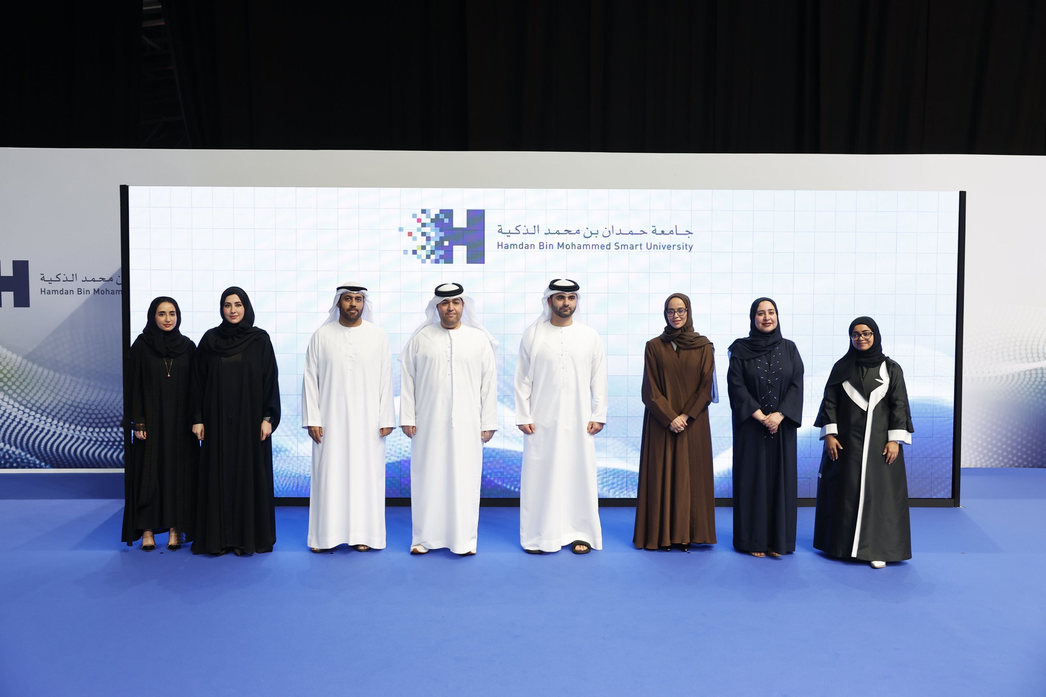 الامارات | برعاية حمدان بن محمد.. منصور بن محمد يشهد تخريج الدفعة 15 من جامعة حمدان بن محمد الذكية