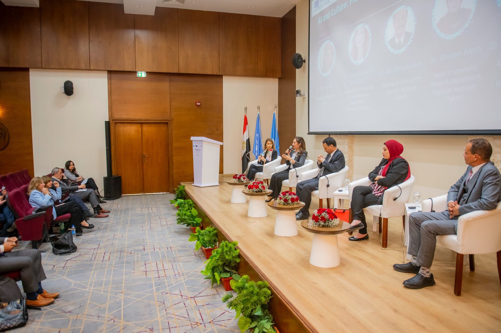 تنظيم فعالية "الذكاء الاصطناعى والمجتمع" بين وزارة الاتصالات واليونسكو