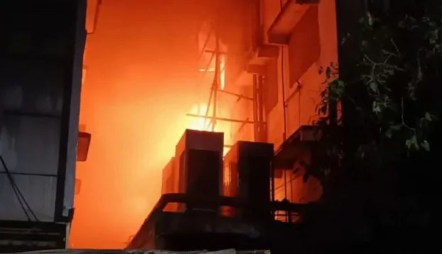 الامارات | 15 قتيلا في حريق فندق بالهند