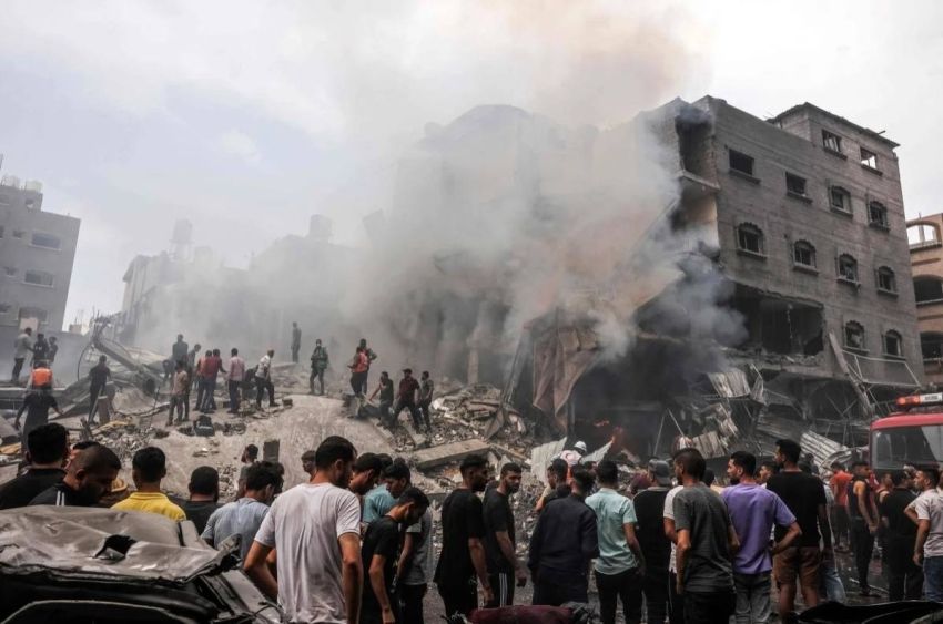 ارتفاع عدد الشهداء الفلسطينيين في العدوان الإسرائيلي المستمر على قطاع غزة إلى 51.400 شهيدٍ