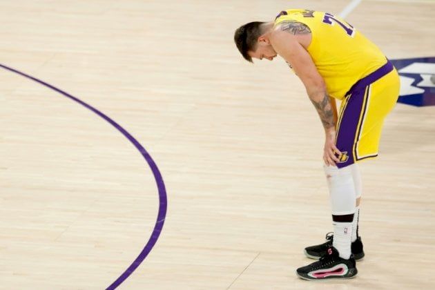 أن بي ايه: تمبروولفز يقصي ليكرز ونجمه ليبرون جيمس وروكتس يُبقي على آماله