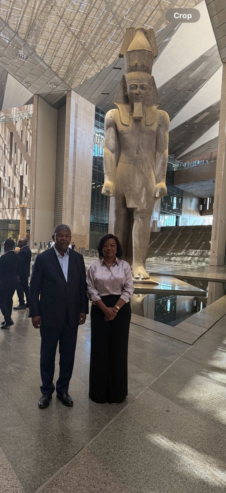رئيس أنجولار يزور المتحف المصرى الكبير