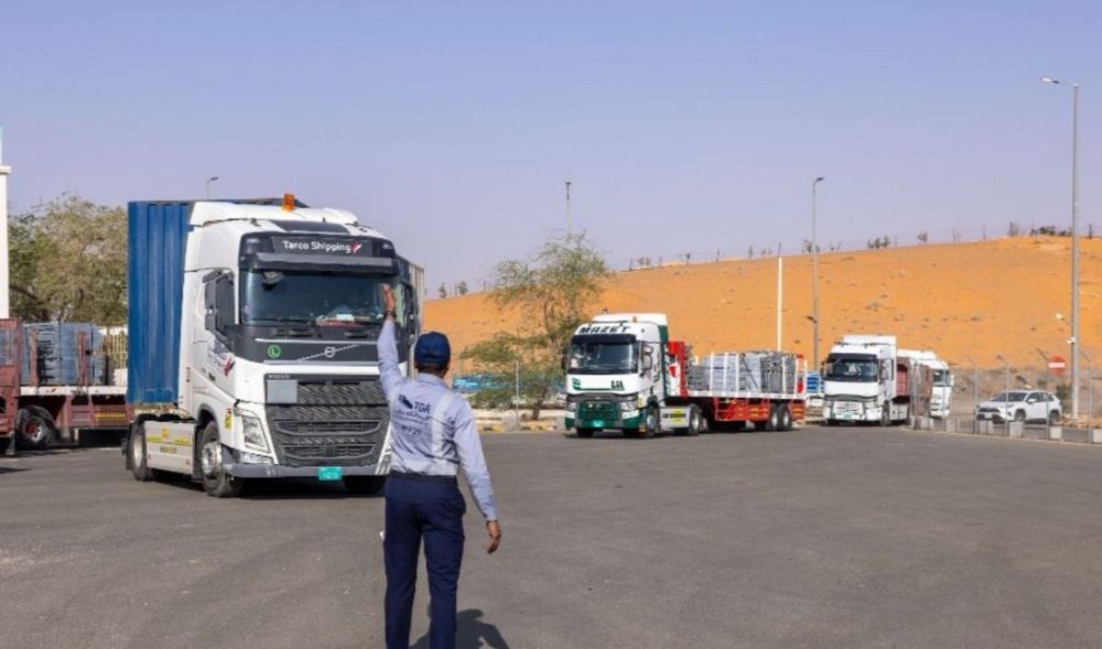 حجز 8 شاحنات أجنبية مخالفة في المملكة وتغريمها 80 ألف ريال
